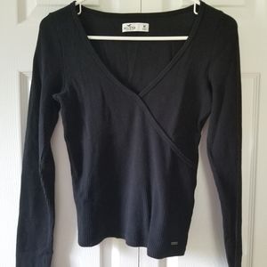 Hollister Deep V Neck Long Sleeve Shirt M